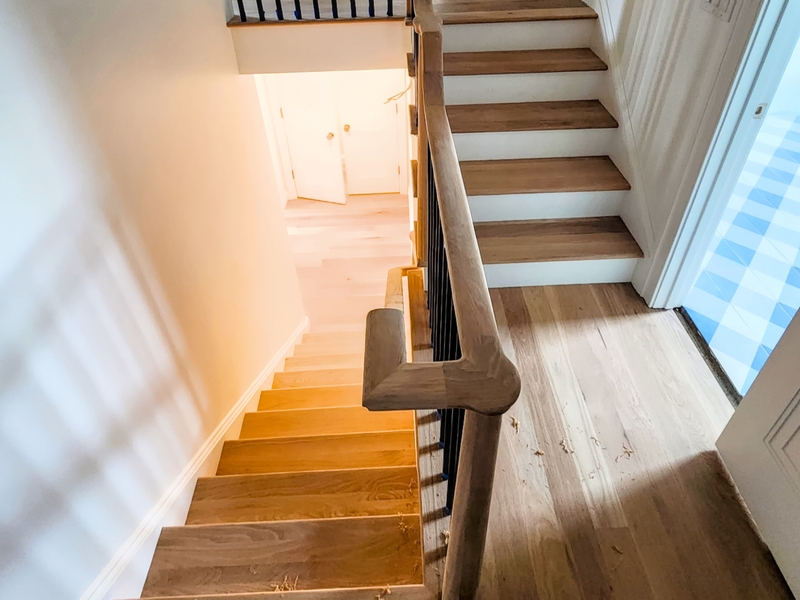     Refinished Oak Staircase & Hardwood Flooring